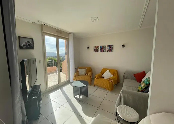 Bell'am Corse Tatil Evi *